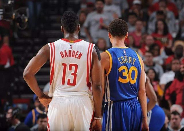 战术上做出 战术上做出