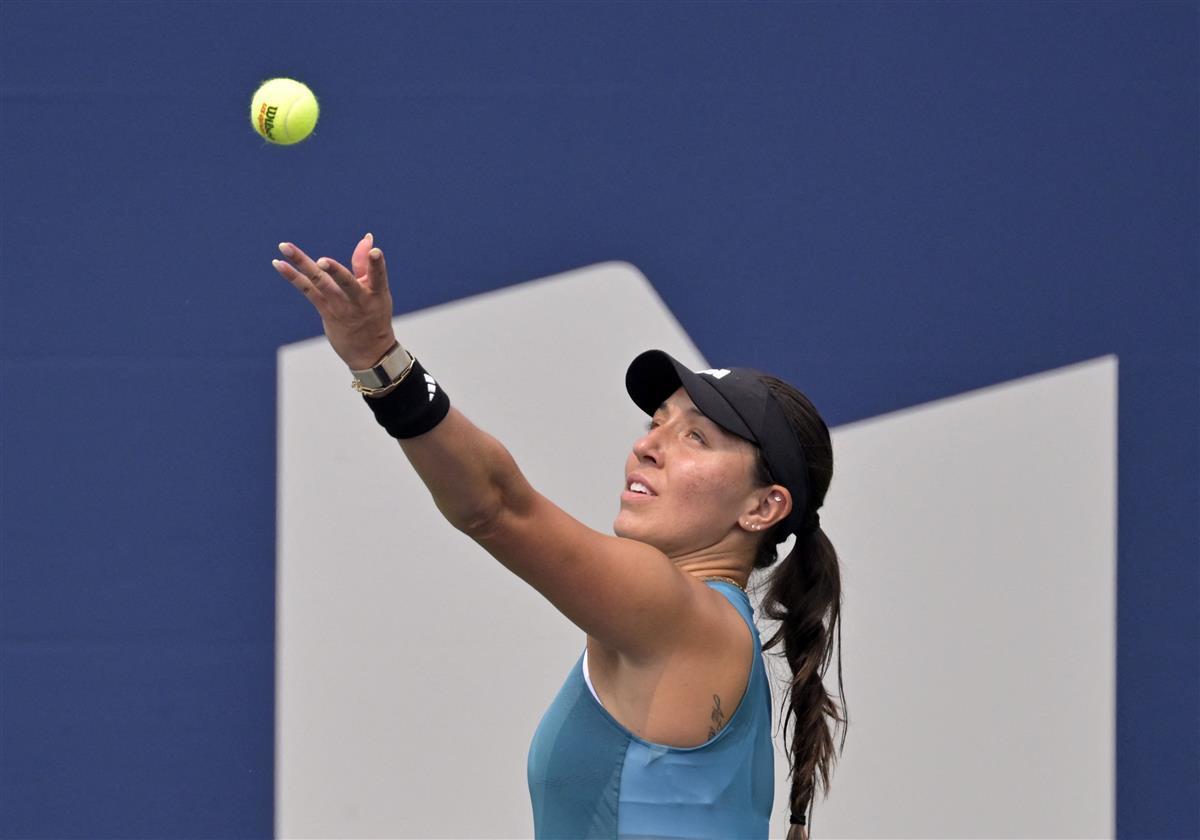 手的站位进 手的站位进